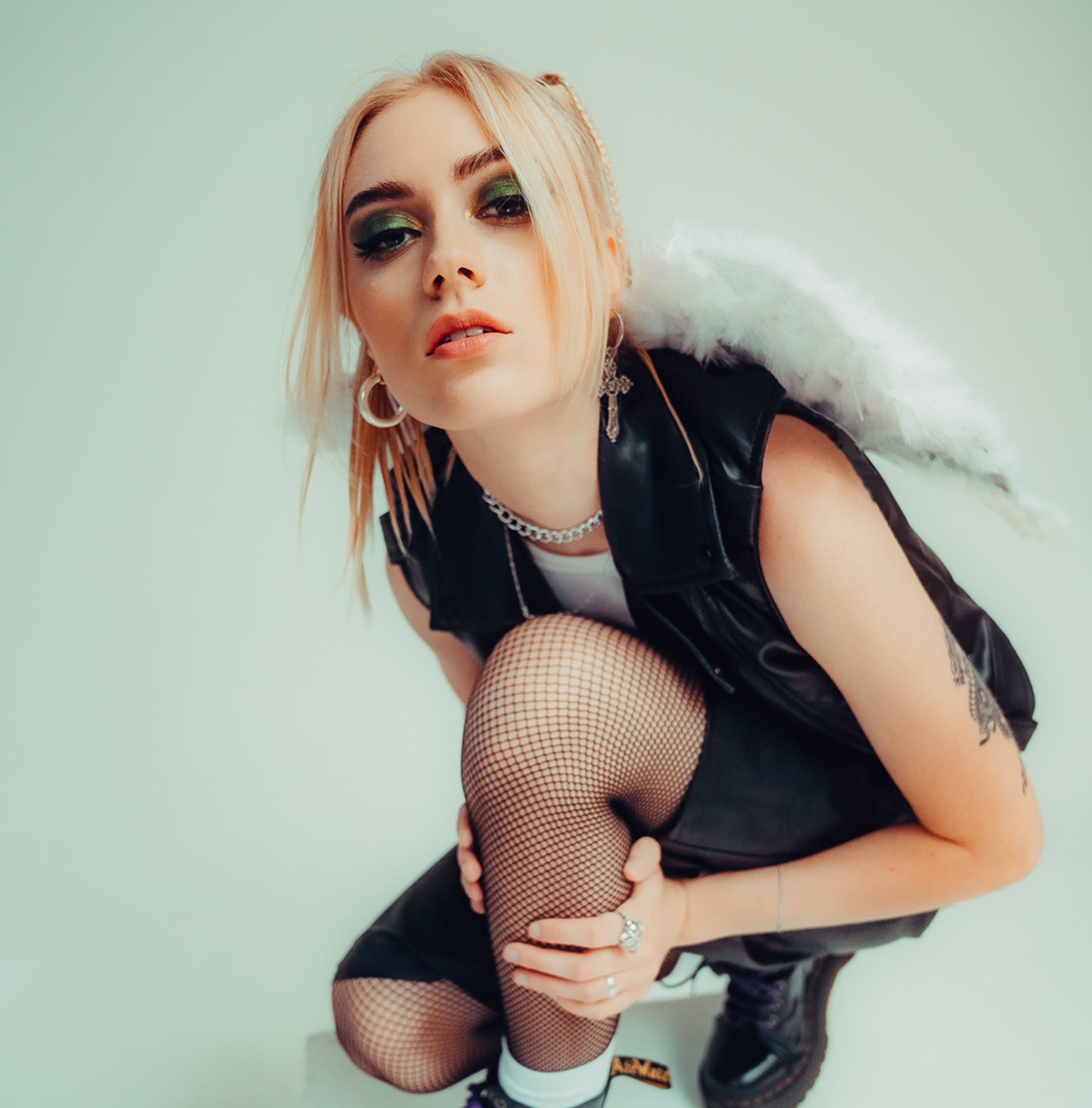 AkselsShotItxVulturaAndTeam-149@2x-1